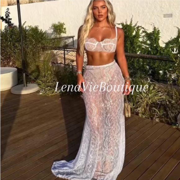 Ivy Lash Lace 2 Piece Set In White $129 - Picture 3 of 3